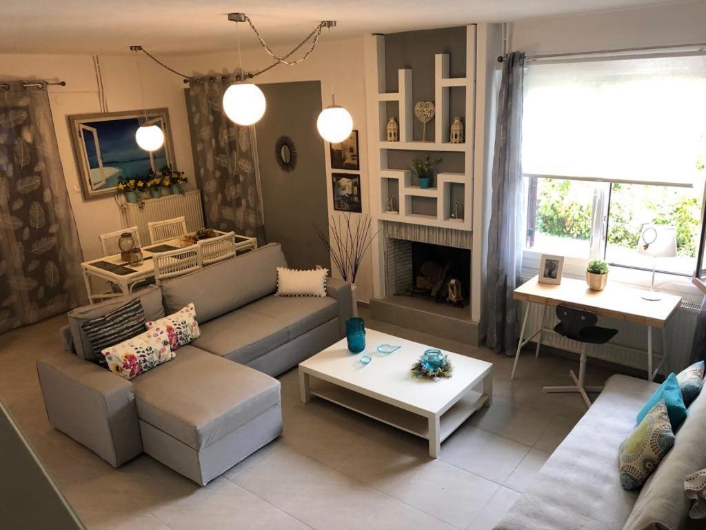 Sofia'S Pearl Beachfront Maisonette Nea Kallikrateia エクステリア 写真