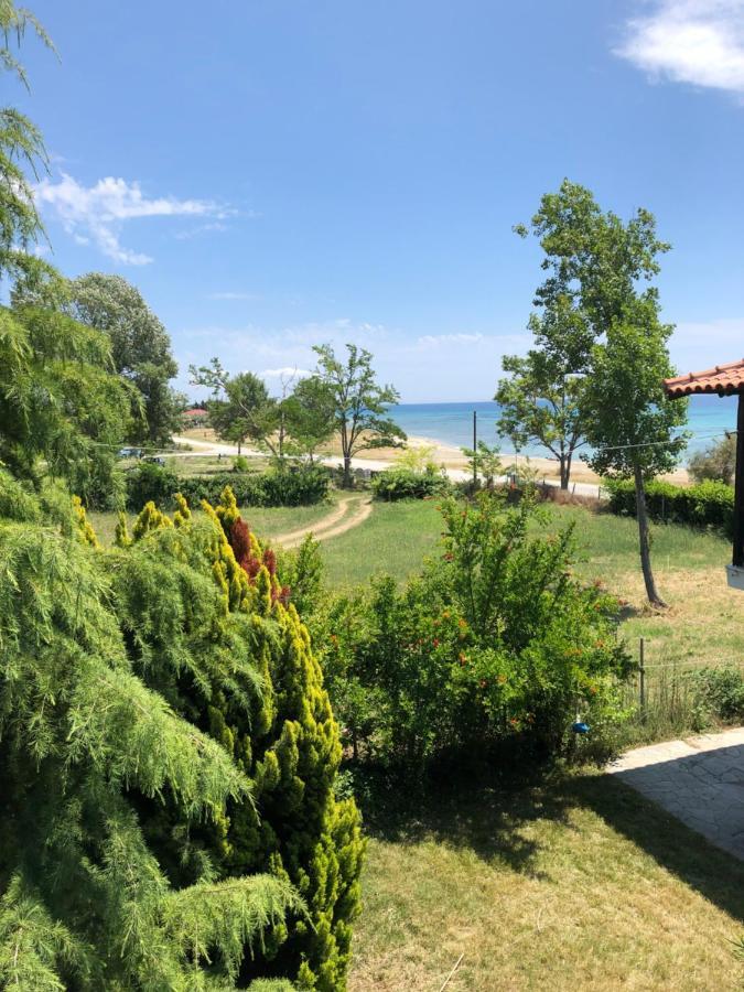 Sofia'S Pearl Beachfront Maisonette Nea Kallikrateia エクステリア 写真