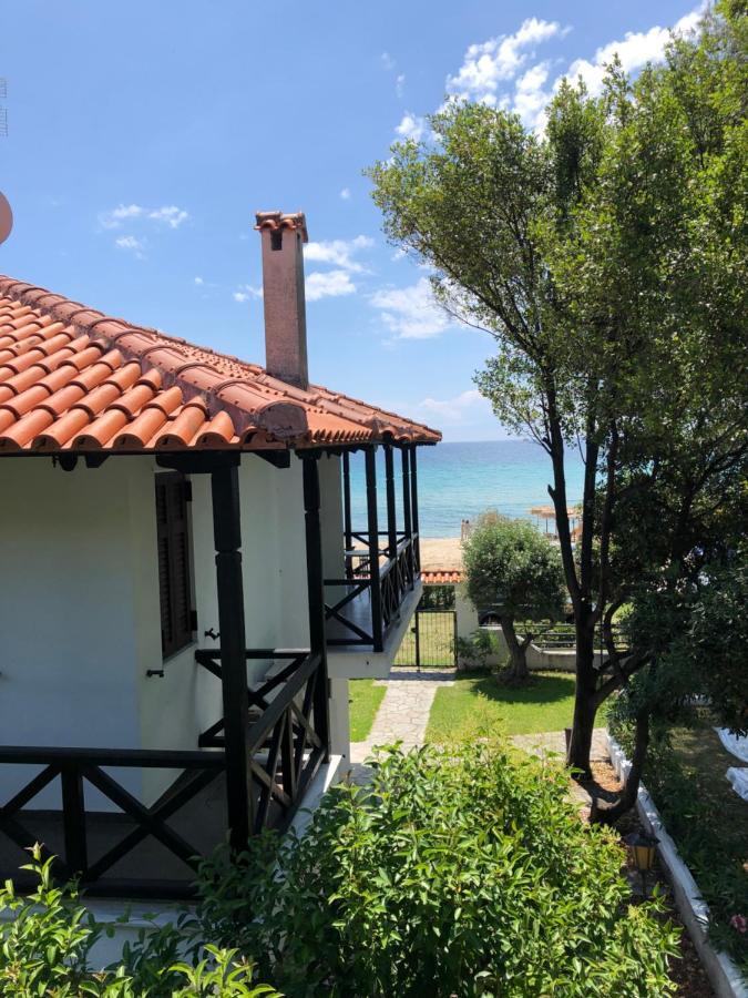 Sofia'S Pearl Beachfront Maisonette Nea Kallikrateia エクステリア 写真